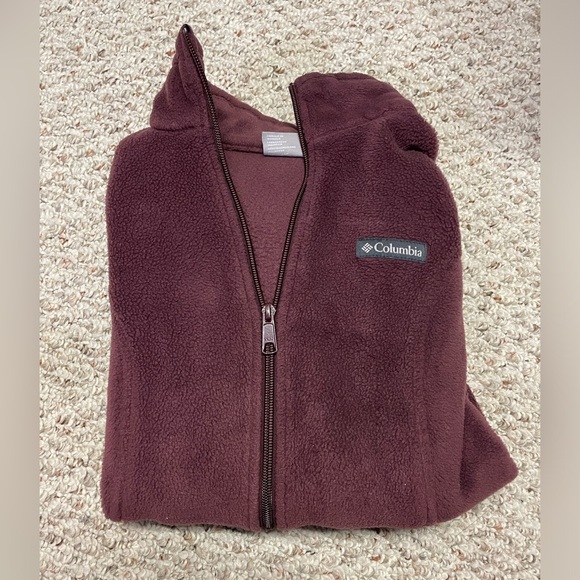 #004 Columbia Zip Up - Picture 2 of 3